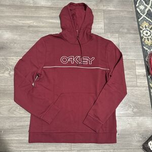 Oakley Club House B1B Po Hoodie Men's Sweatshirt, Iron Red , M